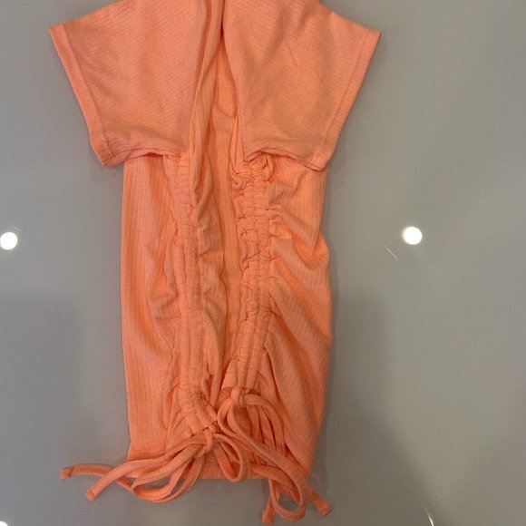 Salmon Crop Top - Picture 3 of 3